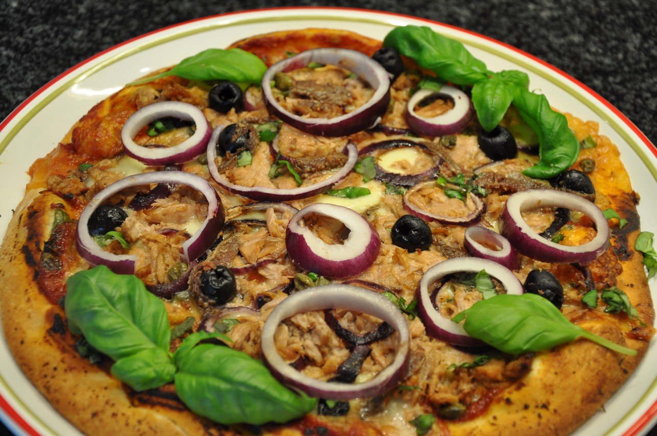 Pizza Tonijn Olijven