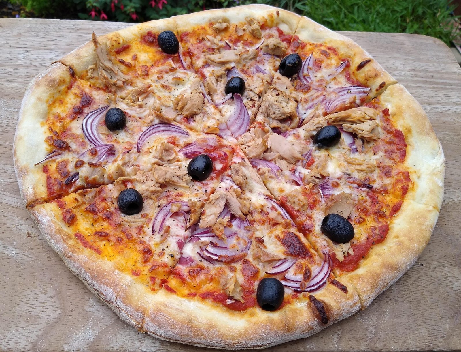 Pizza tonijn